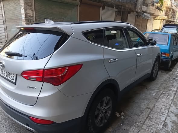 هيونداي سنتافي 2013 - صورة 4