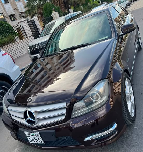 مرسيدس C 300 2012 - صورة 5