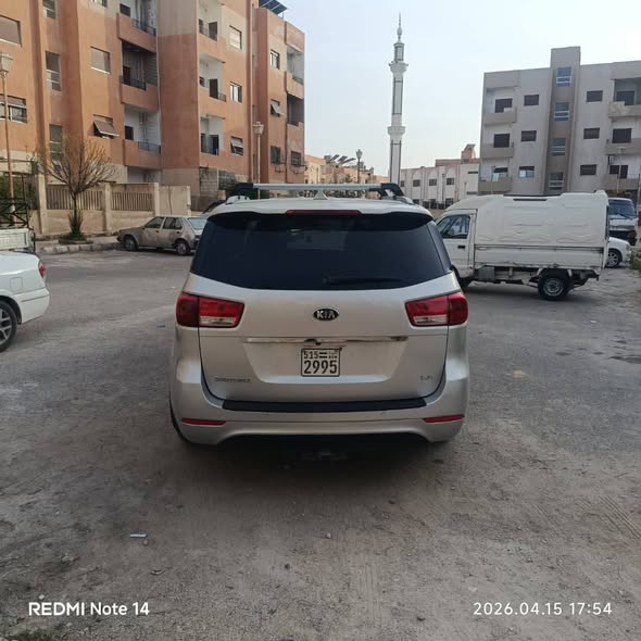 كيا كرنفال 2015 - صورة 4
