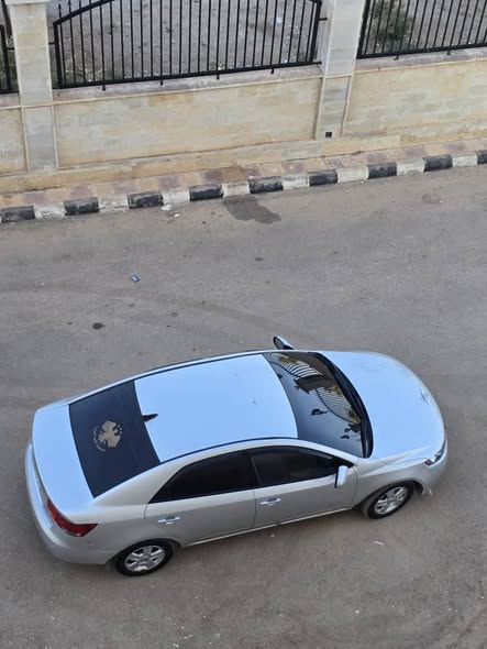 كيا فورتي 2012 - صورة 3