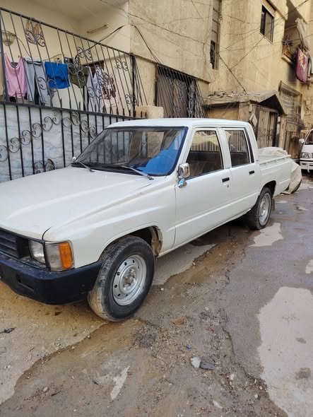تويوتا هايلوكس 1980 - صورة 5