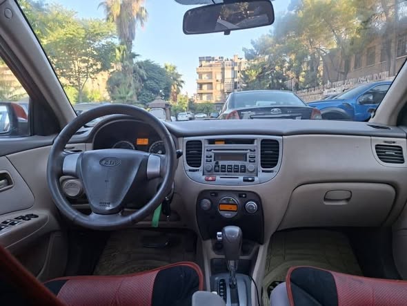 كيا ريو 2009 - صورة 5
