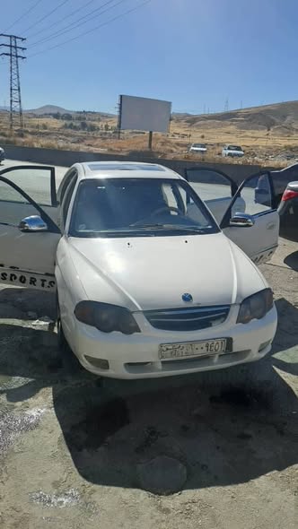 كيا شوما 2001 - صورة 1