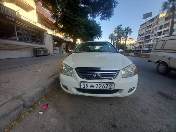 كيا سيراتو 2008 - صورة 5