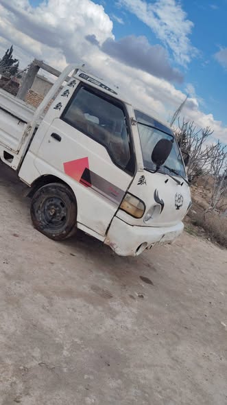 هونداي H100 2001 - صورة 1