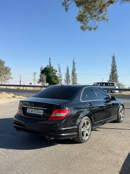 مرسيدس C300 2011 - صورة 2
