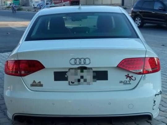 أودي A4 2011 - صورة 2