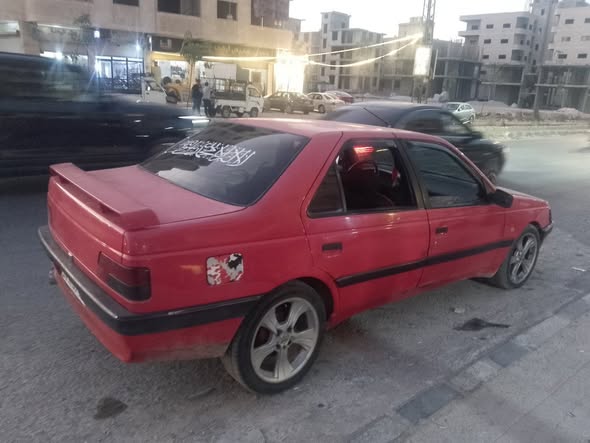 بيجو ٤٠٥ 1995 - صورة 2