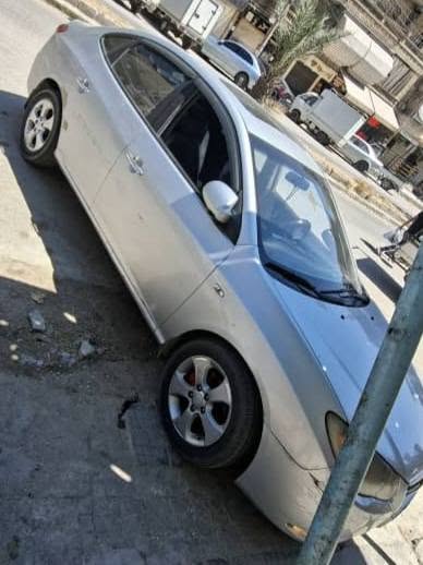 هيونداي افانتي 2008 - صورة 5