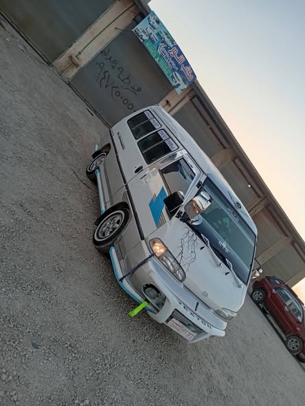 هوندا H-1 2002 - صورة 3
