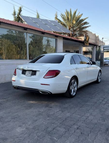 مرسيدس E200 2017 - صورة 3