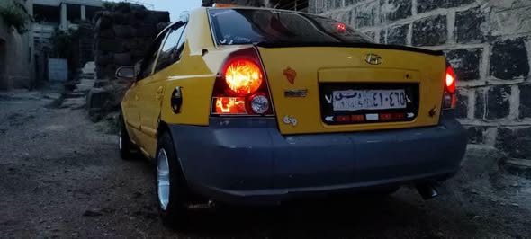هيونداي فيرنا 2005 - صورة 3