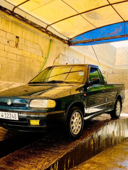 سكودا بيك أب 2000 - صورة 2