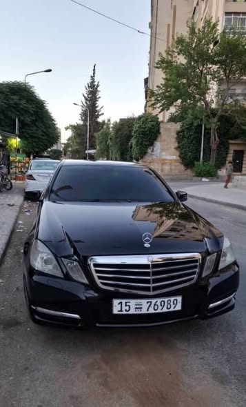 مرسيدس E220 2012 - صورة 4