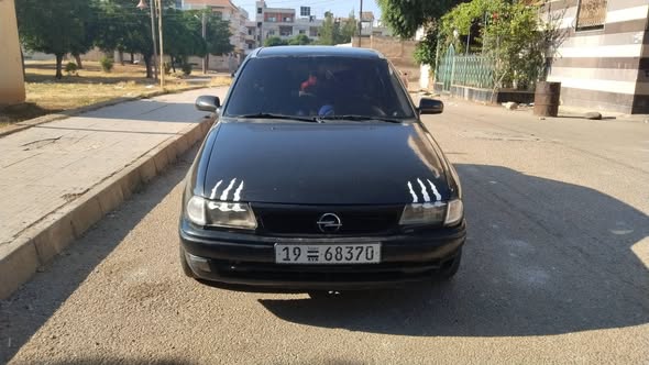 اوبل أسترا 1995 - صورة 4