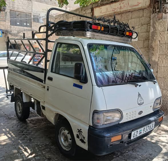 كيا تاونر 2000 - صورة 4