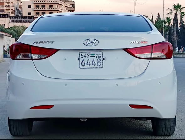 هيونداي إلنترا 2011 - صورة 5