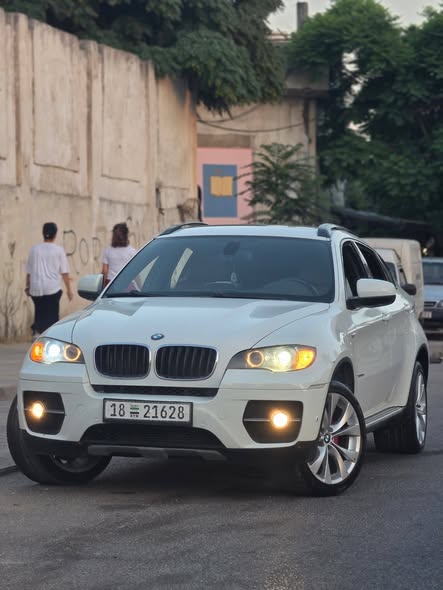 بي ام X6 2012 - صورة 1