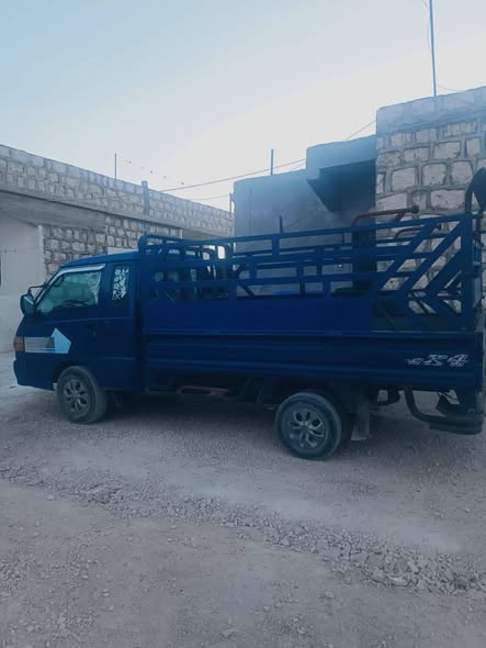 هونداي H100 2001 - صورة 3