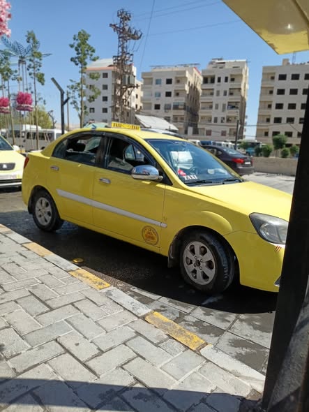 كيا ريو 2011 - صورة 1