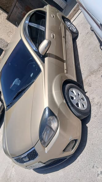 كيا ريو 2010 - صورة 4