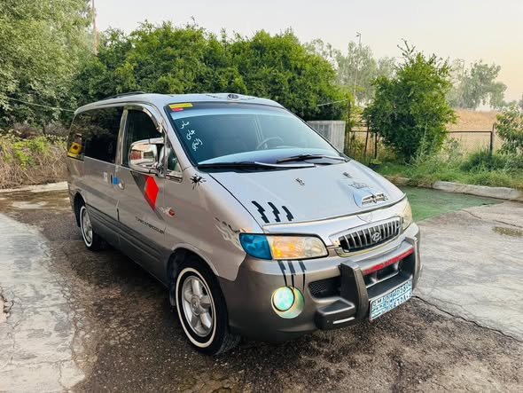 هيونداي H-1 2003 - صورة 1
