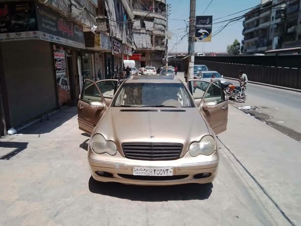 مرسيدس C240 2002 - صورة 1