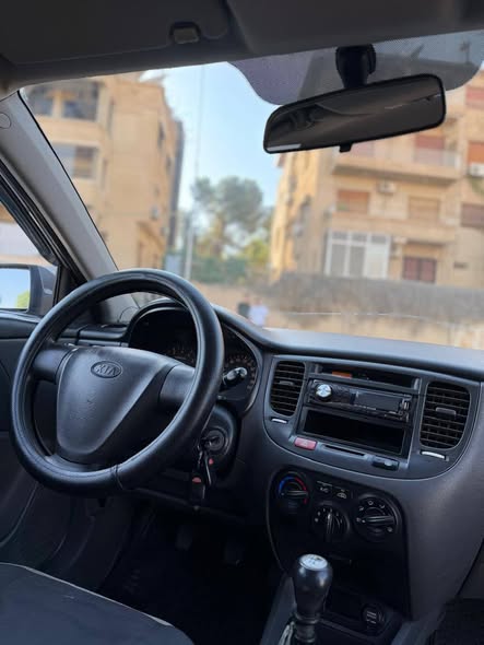 كيا ريو 2006 - صورة 4
