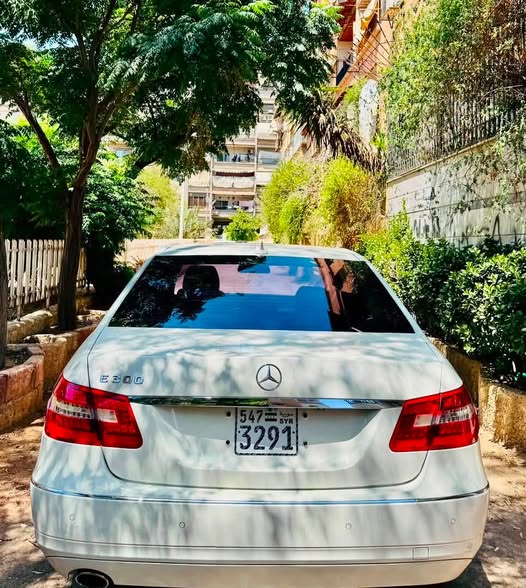 مرسيدس E200 2011 - صورة 4