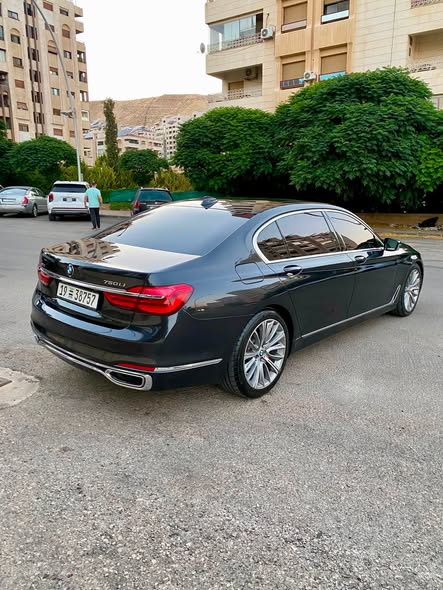 بي إم دبليو 750 2015 - صورة 4