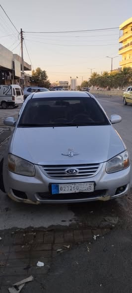 كيا سيراتو 2008 - صورة 1