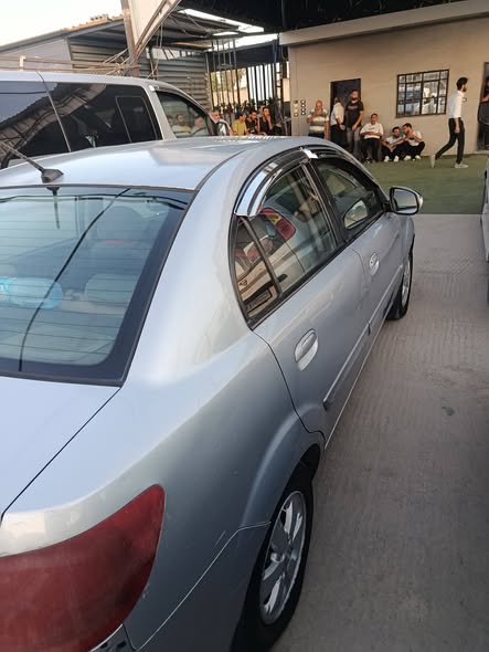 كيا ريو 2010 - صورة 4