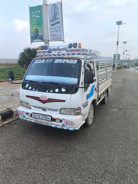 كيا كيا 2700 2002 - صورة 1