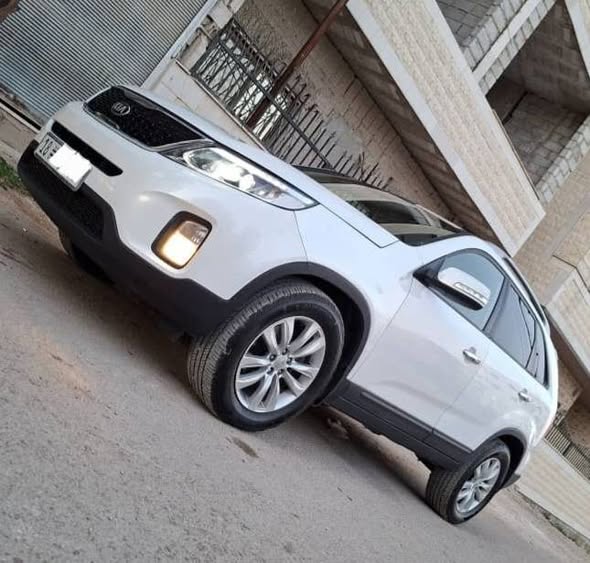كيا سيرنتو 2013 - صورة 5