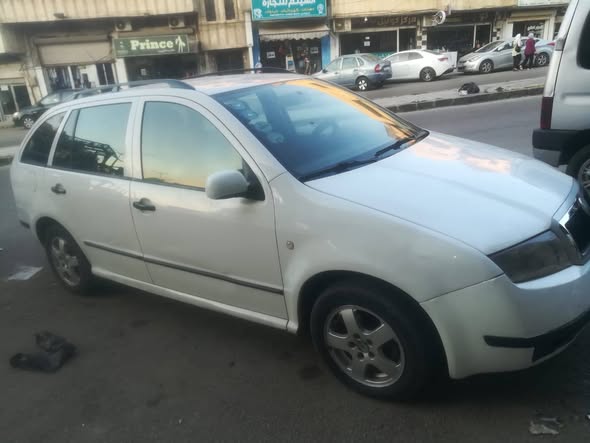 سكودا فابيا 2003 - صورة 4