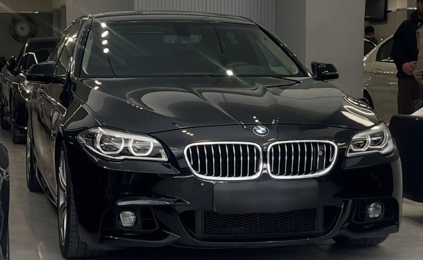 بي إم دبليو 528i 2015 - صورة 1