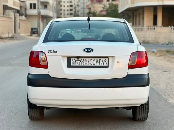 كيا ريو 2008 - صورة 2