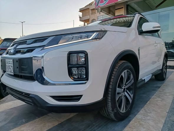 ميتسوبيشي ASX 2026 - صورة 2