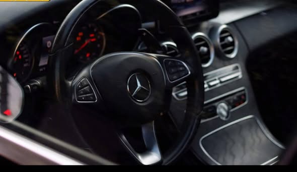 مرسيدس C300 2017 - صورة 4