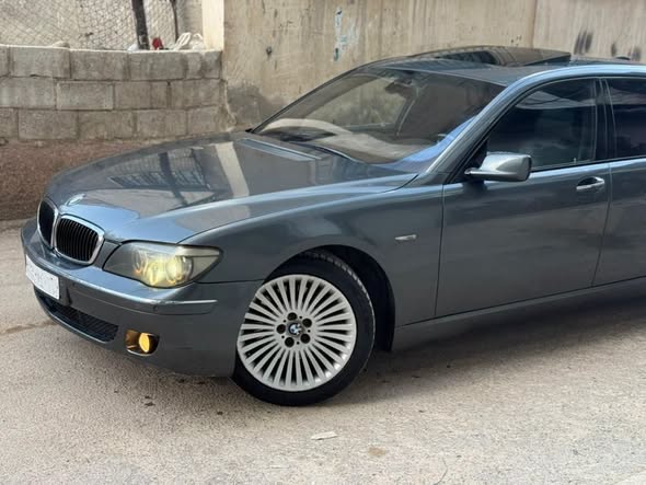 بي ام 750 2006 - صورة 1