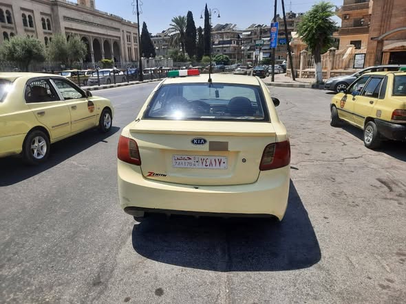 كيا ريو 2011 - صورة 2