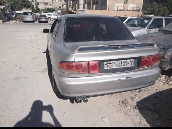 ميتسوبيشي لانسر 1994 - صورة 3