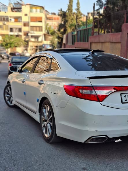 هيونداي ازيرا 2015 - صورة 3