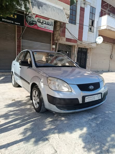 كيا ريو 2008 - صورة 2