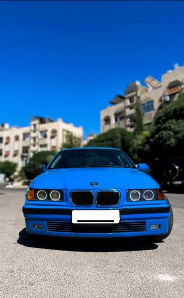 بي ام دبليو 3 Series 1992 - صورة 2