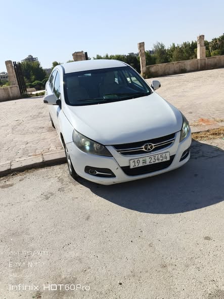 جاك B15 2010 - صورة 1