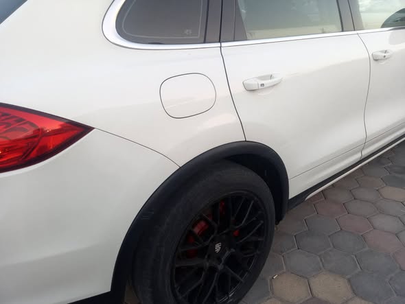 بورش كايين 2013 - صورة 2