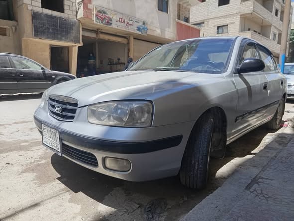هونداي إلنترا 2002 - صورة 1