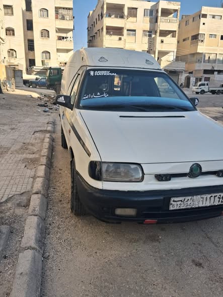 سكودا بيك اب 2000 - صورة 1