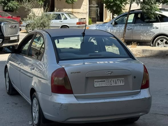 هيونداي فيرنا 2007 - صورة 3